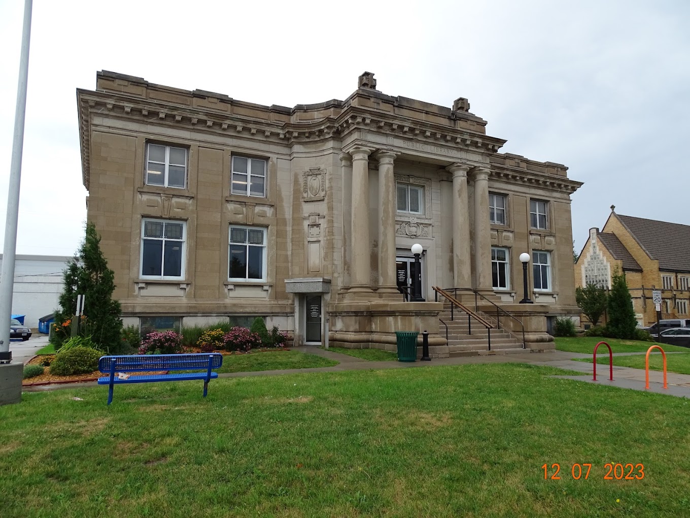 Clinton Public Library